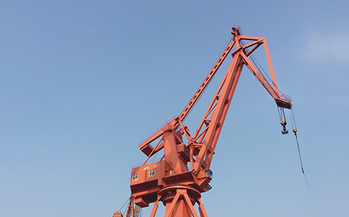 200t-58m門座式起重機(jī)