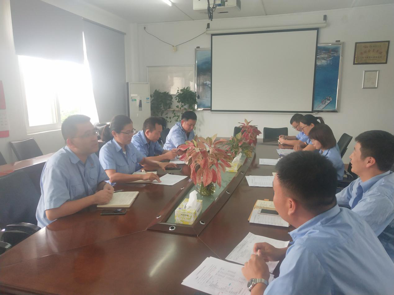 陳宏領(lǐng)總經(jīng)理到職能部室開展調(diào)研.png